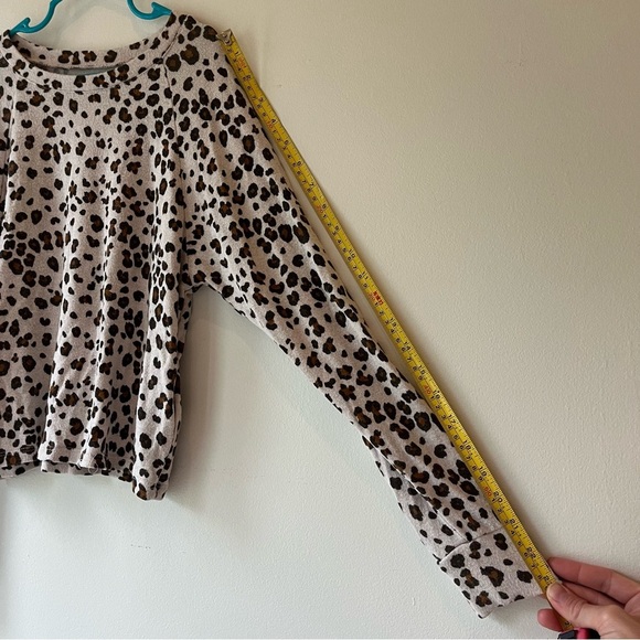 🌼 5/$25 GAP Leopard Print Long Sleeve Top Size 8 Girls Animal Print Soft Shirt M - Picture 7 of 10